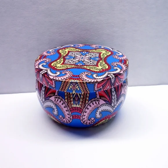 EVENING IN PARIS Scented Mini Tin Jar Soy Wax Candles, Aromatherapy, 2oz(4 pack) - Picture 3 of 7